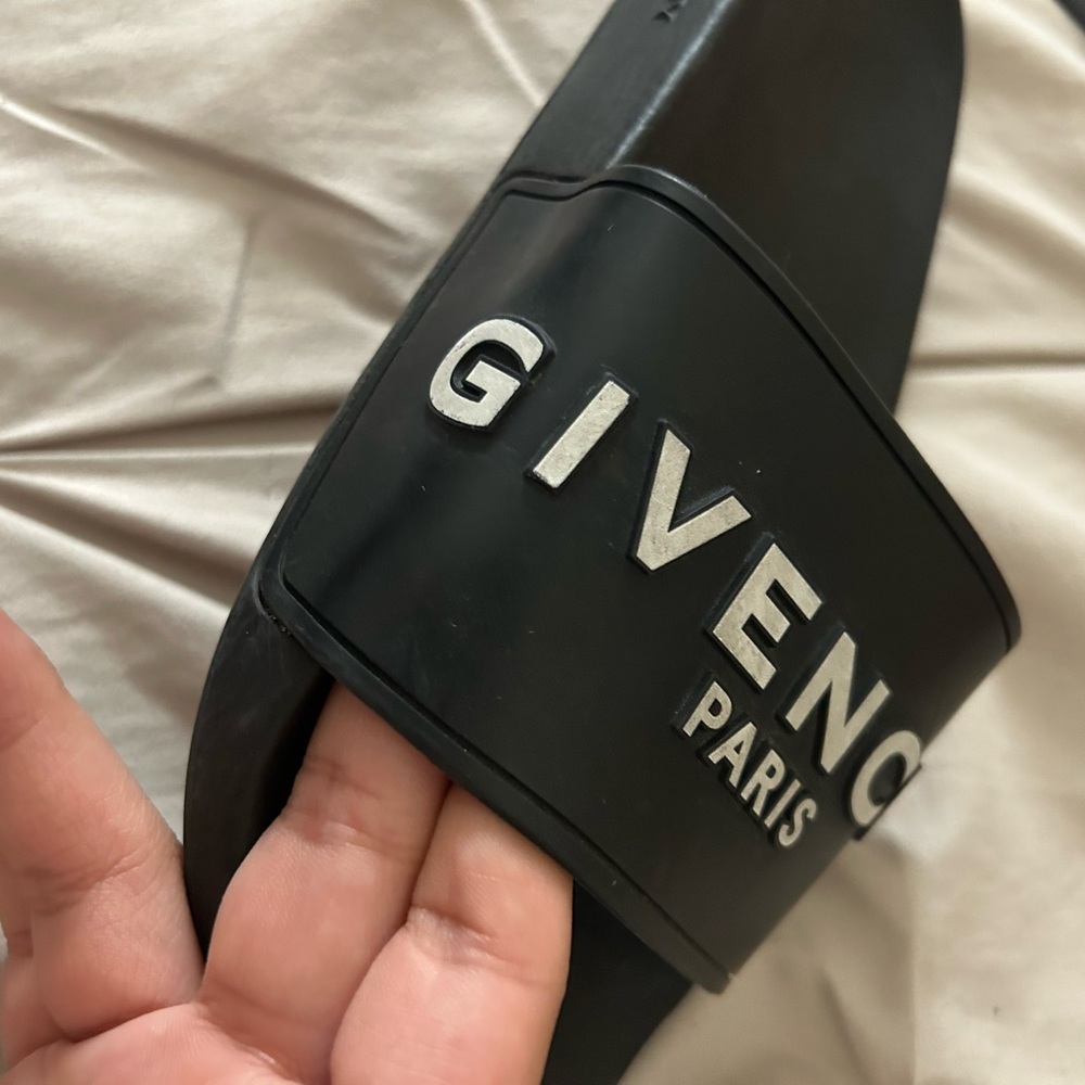 Givenchy slides / slippers - Picture 8 of 8